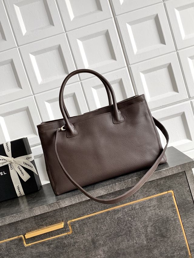 CC grained calfskin medium tote bag AS2157 dark brown