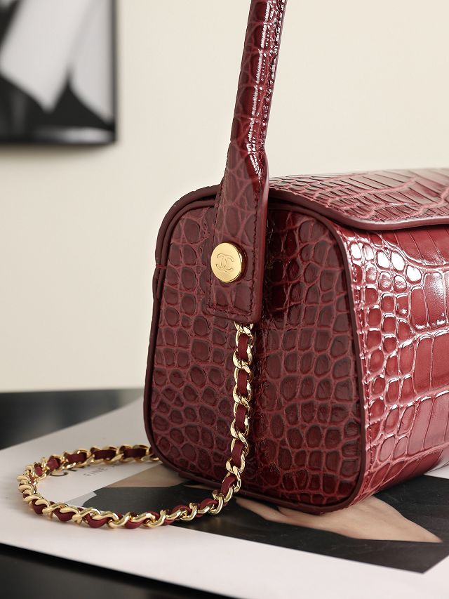 CC crocodile calfskin clutch with chain AP5294 