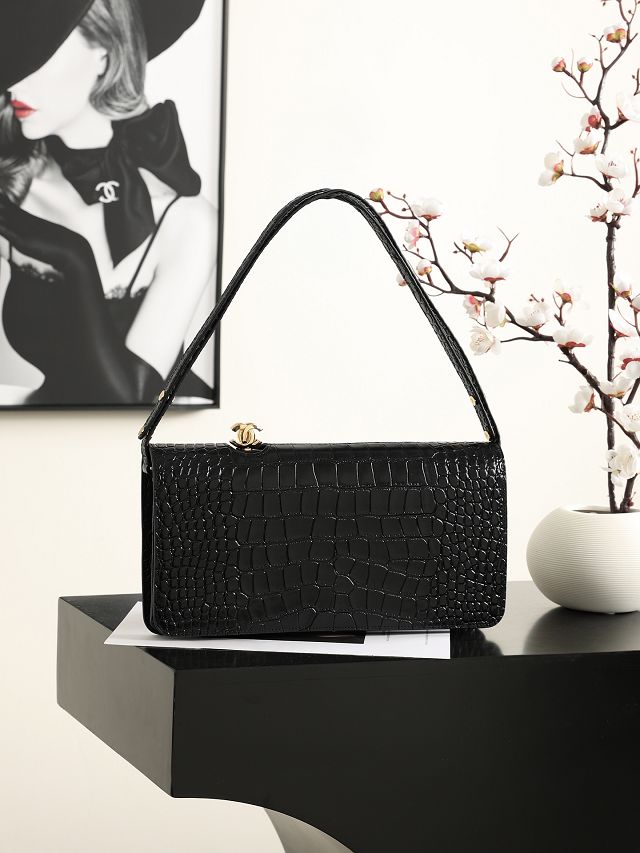 CC calfskin clutch with strap AP6251