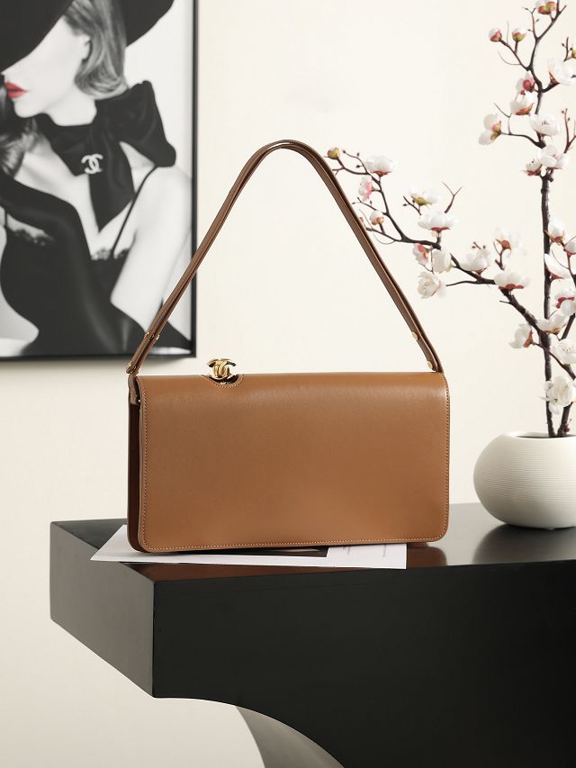 CC calfskin clutch with strap AP6251