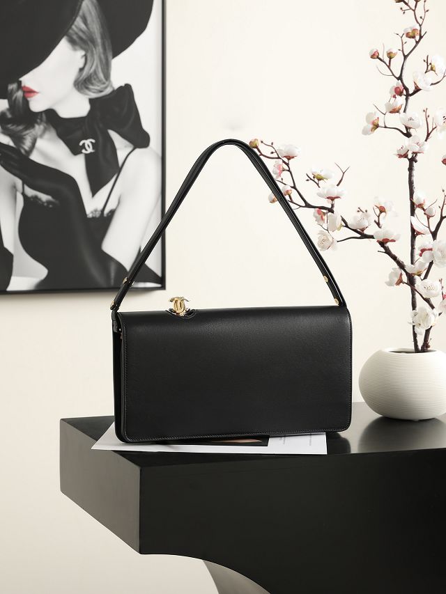 CC calfskin clutch with strap AP6251