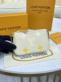 Louis vuitton original calfskin mini pochette M80501 white