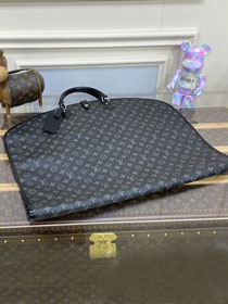 Louis vuitton original monogram eclipse suit case M23435