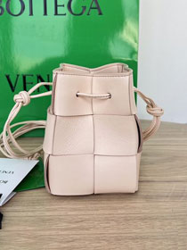 BV original lambskin cassette small bucket bag 680217 melon washed	