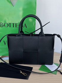 BV original grained calfskin mini arco tote bag 709337 black