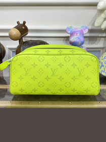 Louis vuitton original canvas dopp kit toilet pouch M10144 green