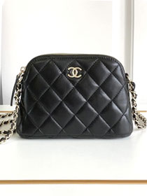 CC original lambskin clutch with chain AP4000 black