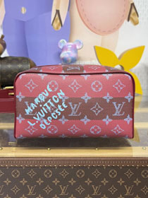 Louis vuitton original monogram canvas locker dopp kit M26903 red