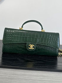 CC crocodile calfskin clutch with chain AP5280